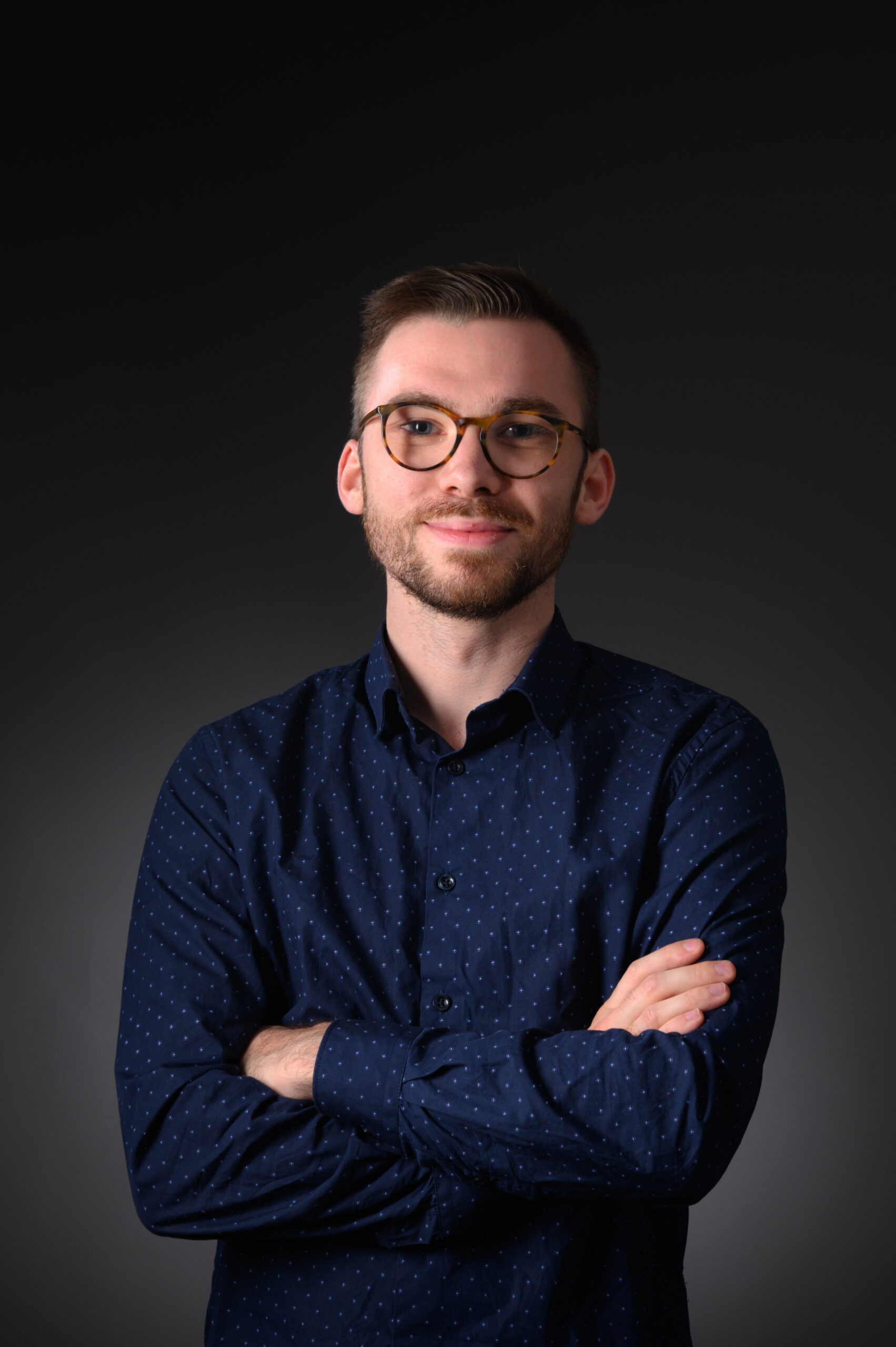 Je fais ce métier par passion depuis toujours.
Concevoir des outils utiles, durables, et respectueux des données est au cœur de mon engagement.